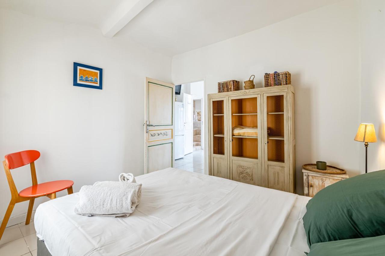 Le Clocher Par Dodo-A-Cassis Bagian luar foto