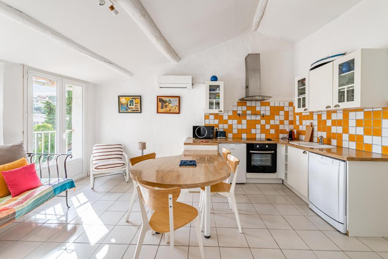 Le Clocher Par Dodo-A-Cassis Bagian luar foto