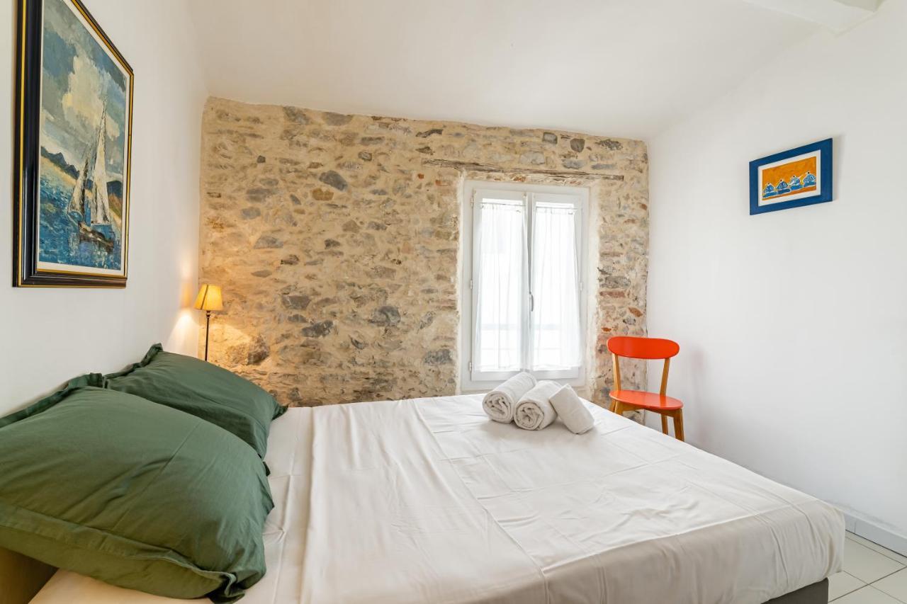 Le Clocher Par Dodo-A-Cassis Bagian luar foto
