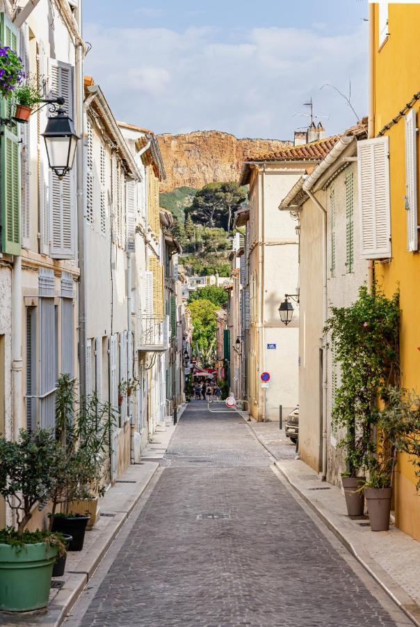 Le Clocher Par Dodo-A-Cassis Bagian luar foto
